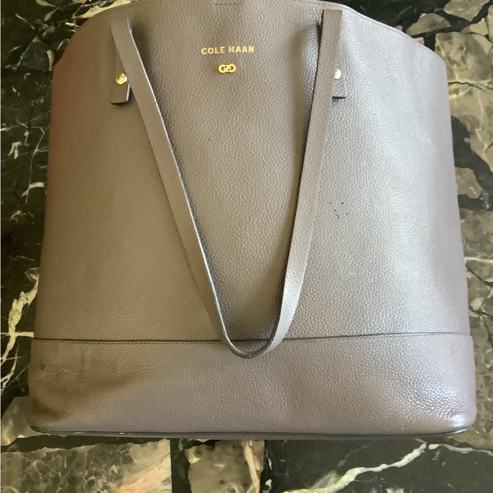 Cole haan Ex large silver Bayleen pebbled leather tote bag 19x13